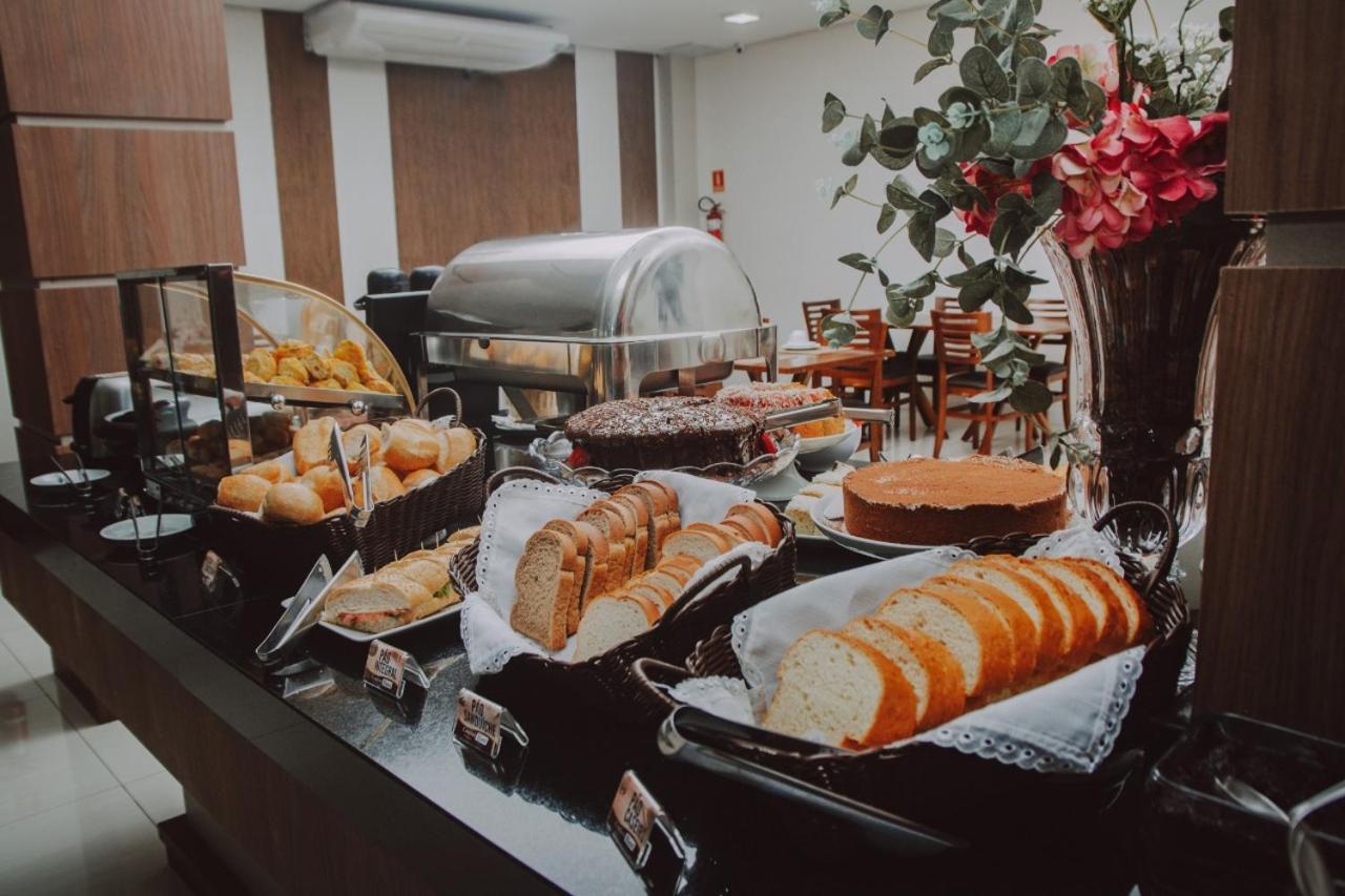 Confort Fronteira Hotel 산타나 두 리브라멘토 외부 사진